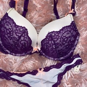 Victoria’s Secret Dream Angels set (32DD & S)